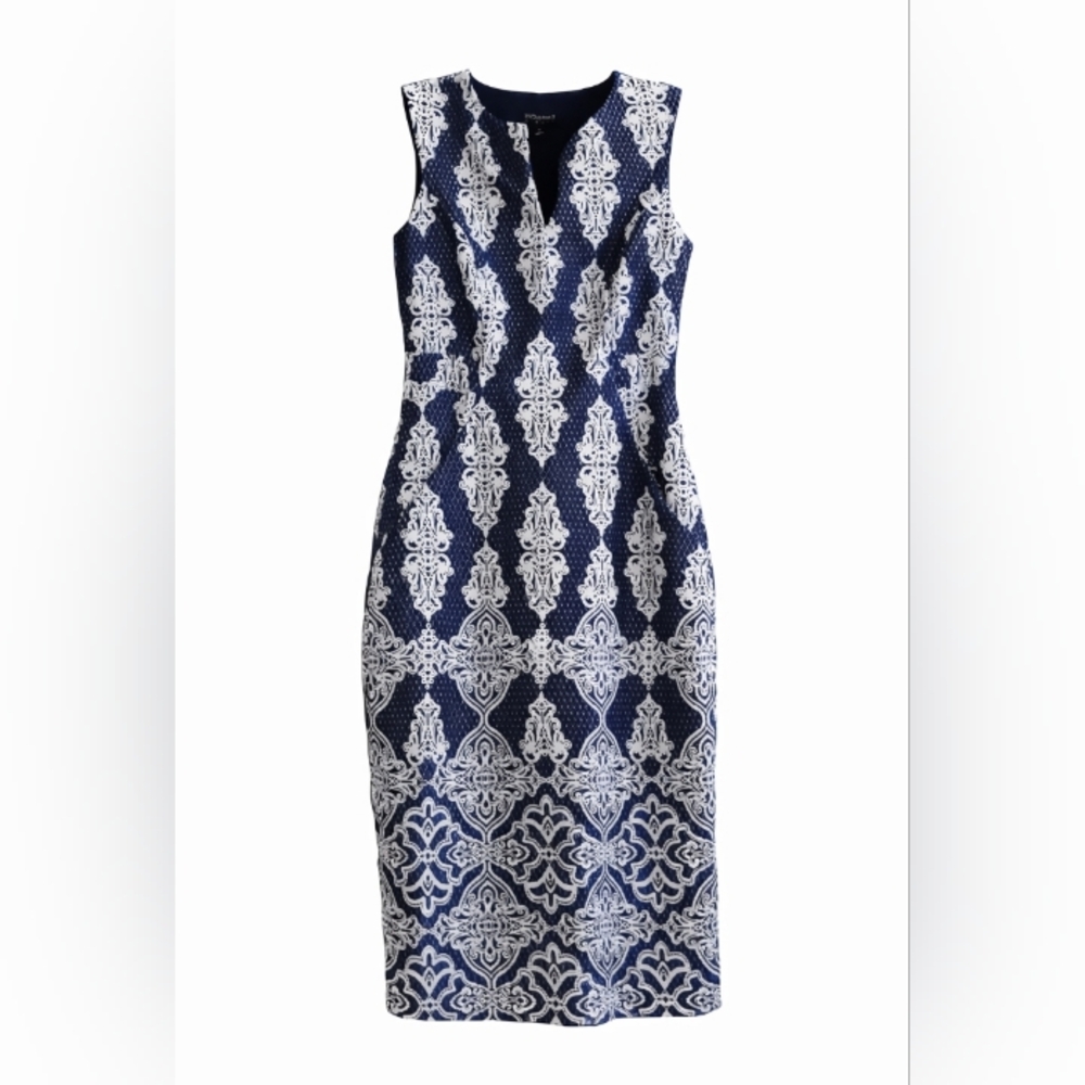 Elegant Navy and White Patterned Dress